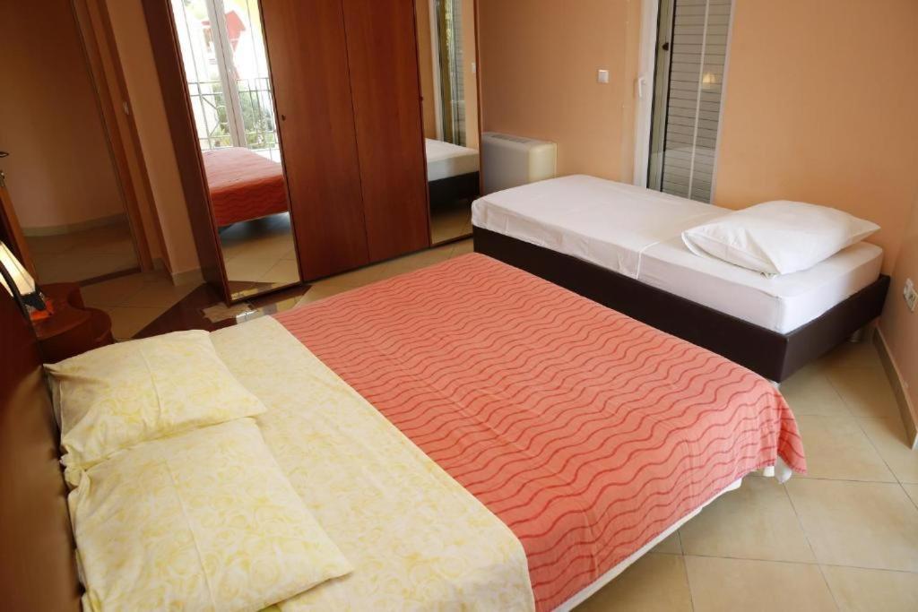 Vila Nara Hotel Vodice Eksteriør billede