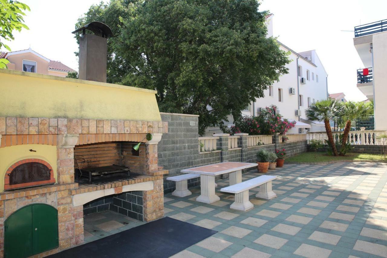 Vila Nara Hotel Vodice Eksteriør billede
