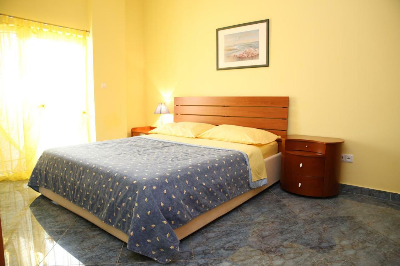 Vila Nara Hotel Vodice Eksteriør billede