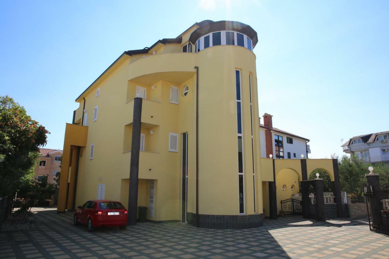 Vila Nara Hotel Vodice Eksteriør billede